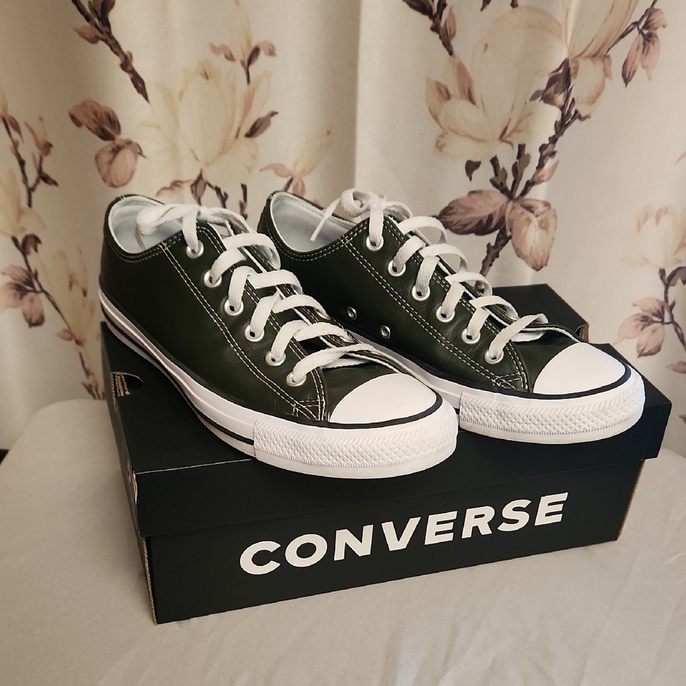 Unisex Dark Green Converse